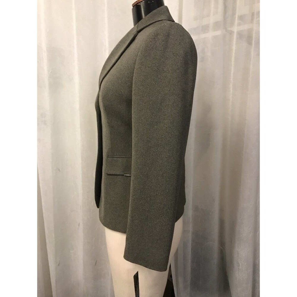 Tahari Nicholson Women's Blazer Gray Lined 3 Button Blazer Size 4P NWT - Picture 5 of 11